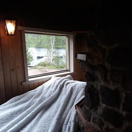 Heart Lake Wilderness Hideaway - Private Lake *